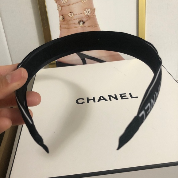 Chanel Ribbon Headband - Picture 6 of 6